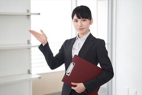 お客様へご挨拶をしていただきお仕事がスタート